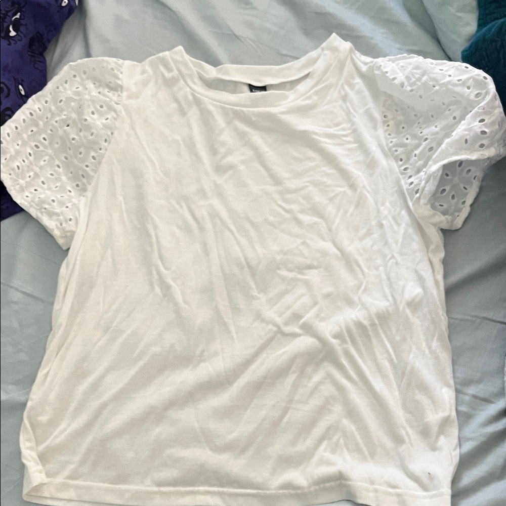 SHEIN White Eyelet Sleeve Blouse